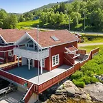 Casa de Férias Flott Sjohus Rett Ved