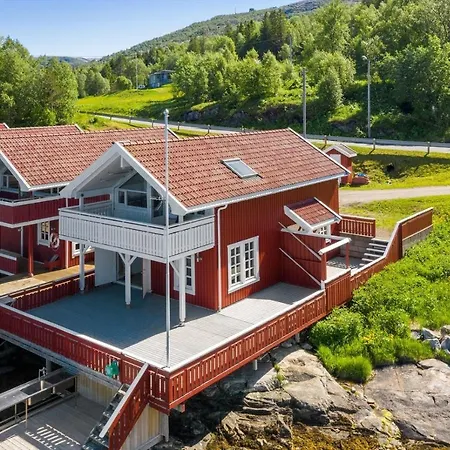 Nyaraló Flott Sjohus Rett Ved