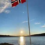 Flott Sjohus Rett Ved * Saltstraumen